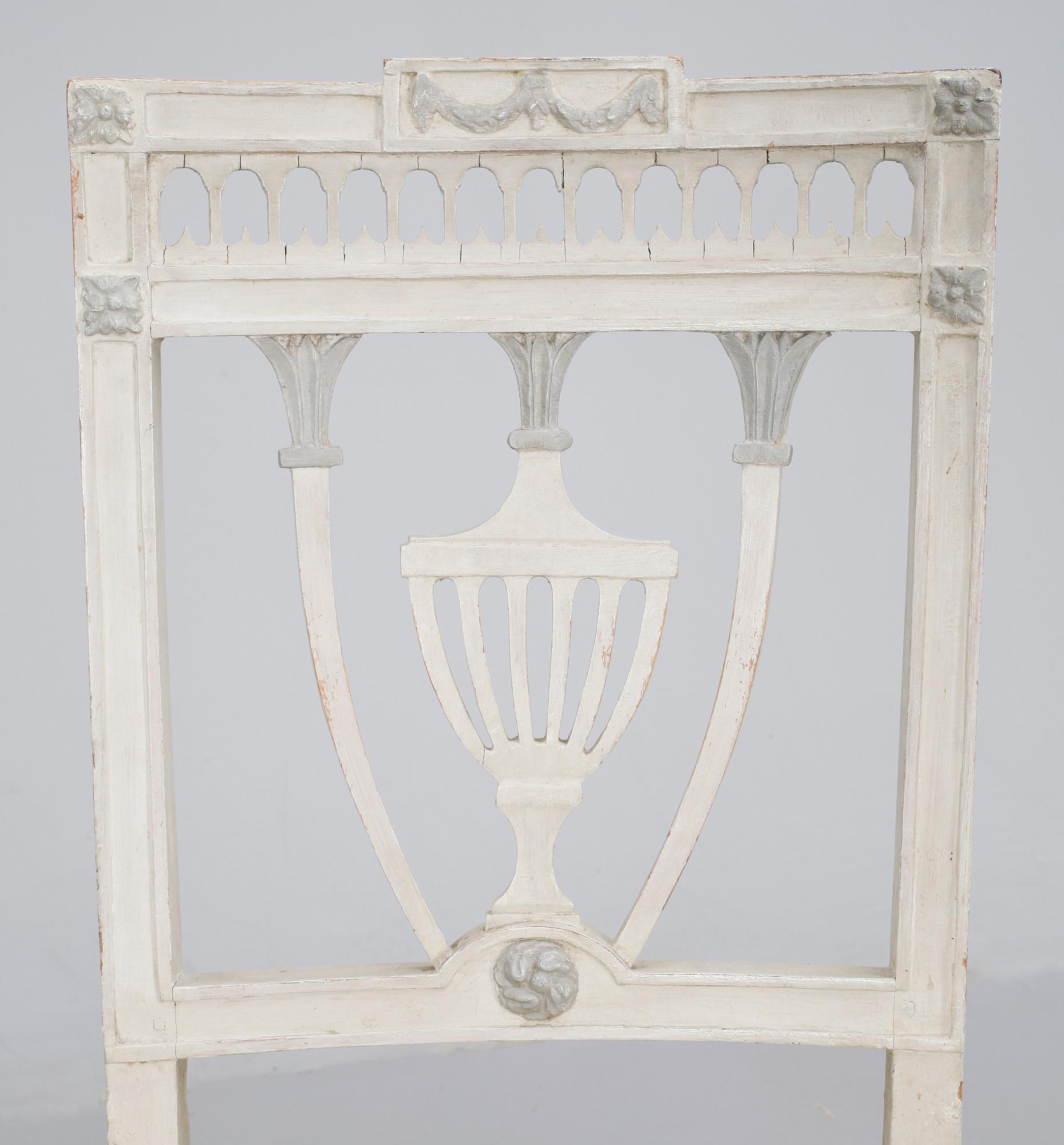 STOLAR, ett par, sengustavianska. 1700/1800-tal.