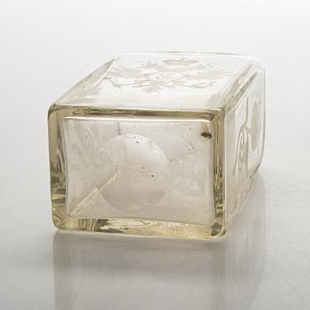 An Imperial glass carafe, early 20th century.