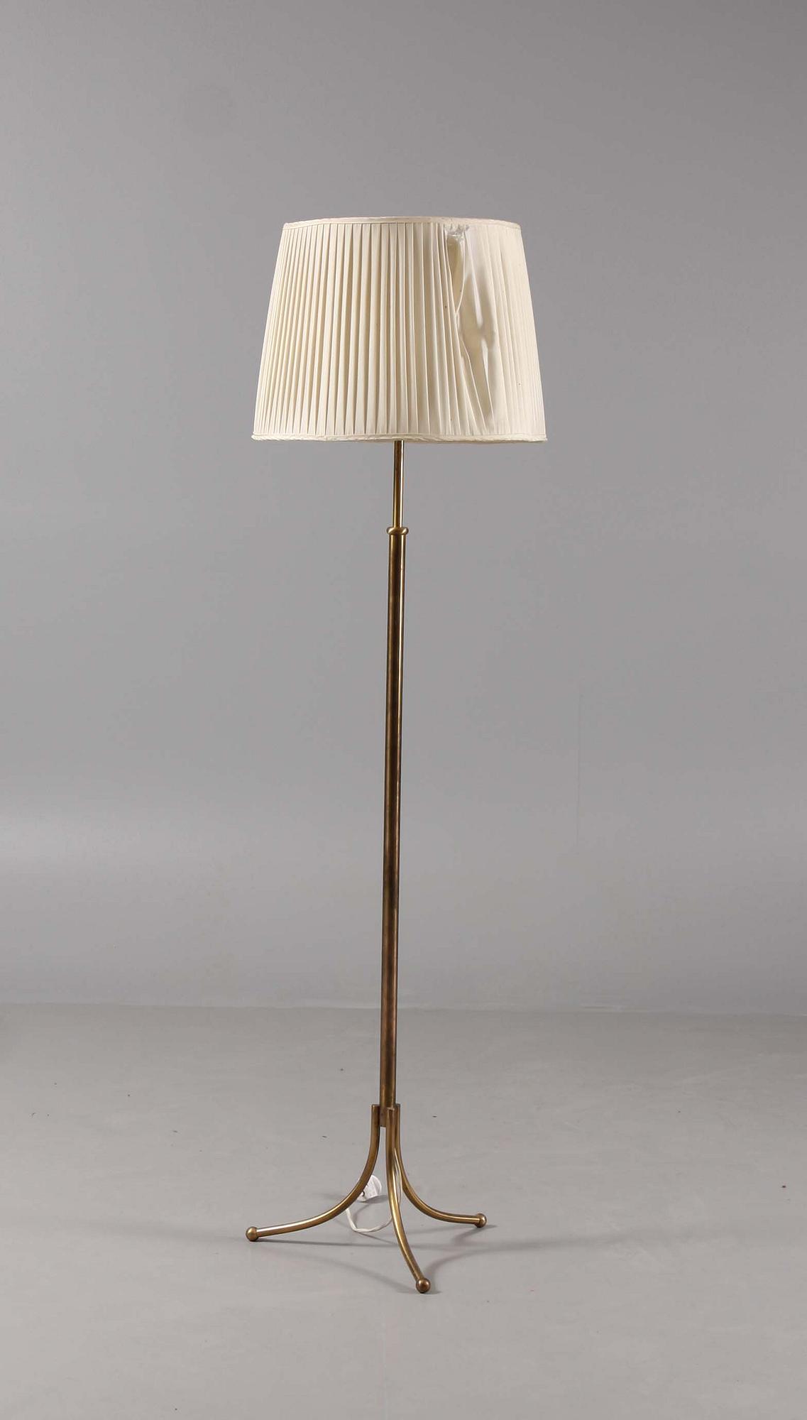 GOLVLAMPA, Josef Frank, Svenskt Tenn, modellnr 2326.