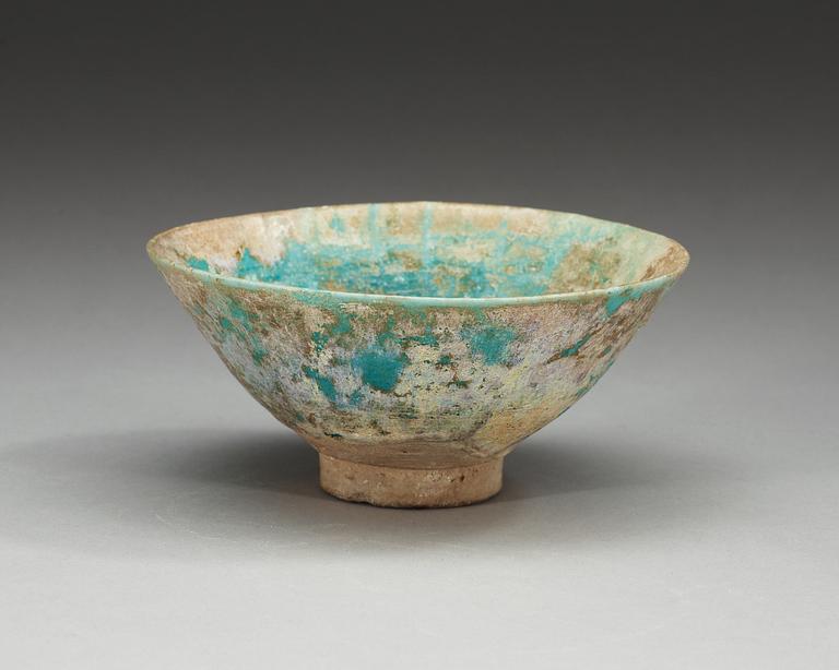 BOWL, pottery. Turquoise glaze. Diameter 16 cm. Persia 13th century, probably Keshan.
