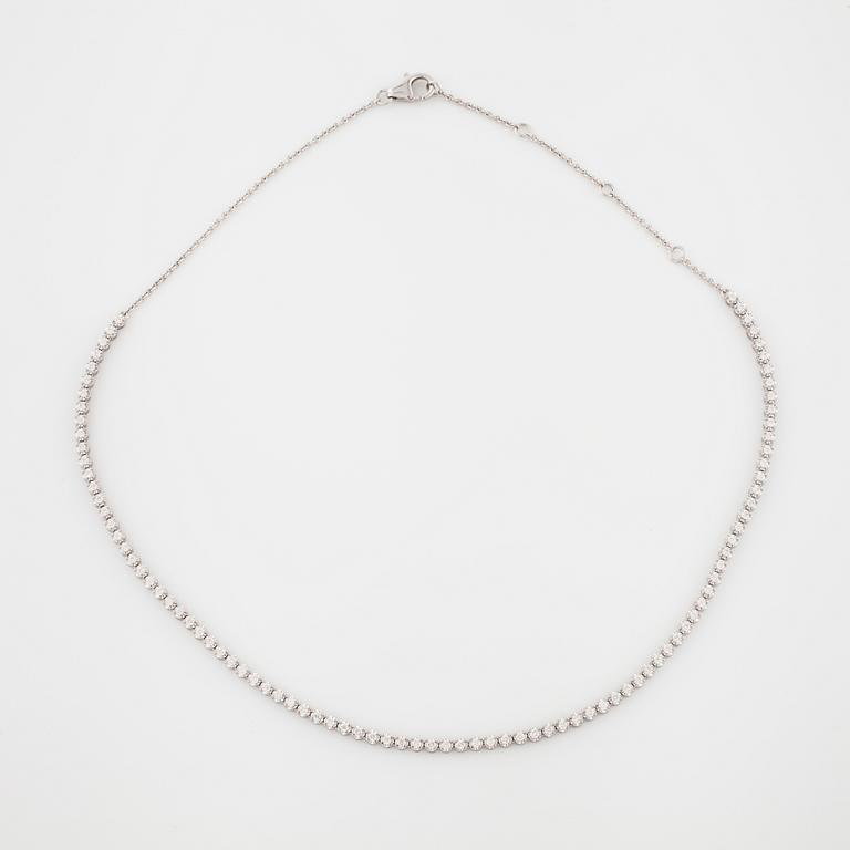 COLLIER, med briljantslipade diamanter, totalt ca 1.40 ct.