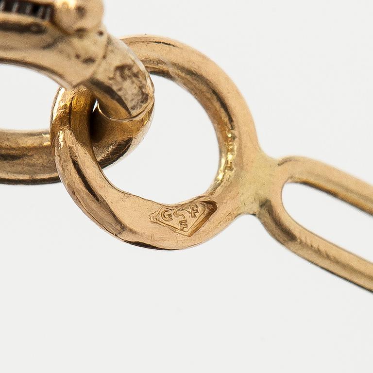 Cartier, kaulaketju riipuksella, risti "Trinity", 18K kolmiväri kulta.