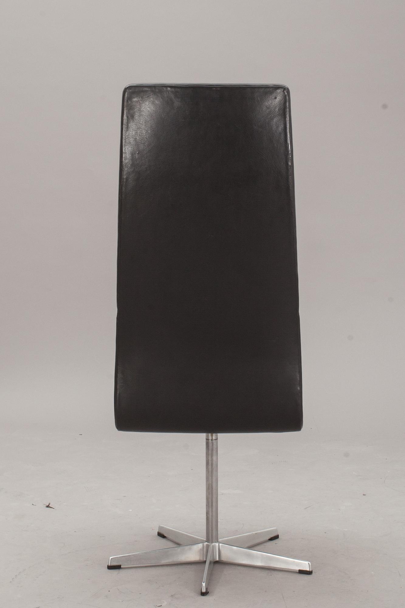 STOL, "Oxford", Arne Jacobsen, Fritz Hansen, etikettmärkt.