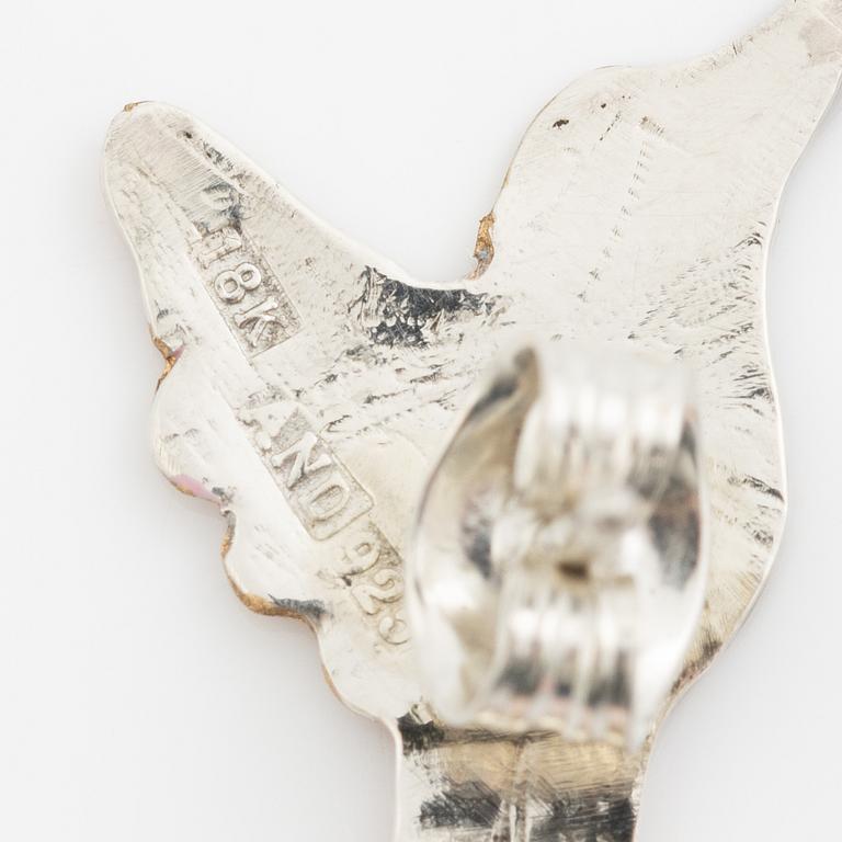 Earrings, Mandelstam, in the form of a hummingbird, silver and 18K gold, enamel and pink opals.