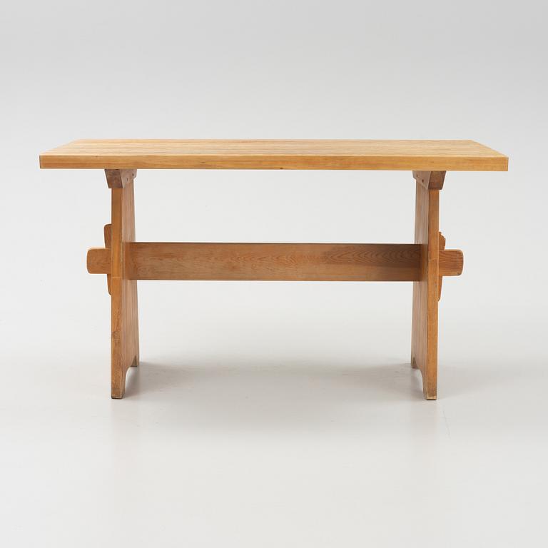 Göran Malmvall, a pinewood table and four chairs. Svensk Fur, mid 20th century.