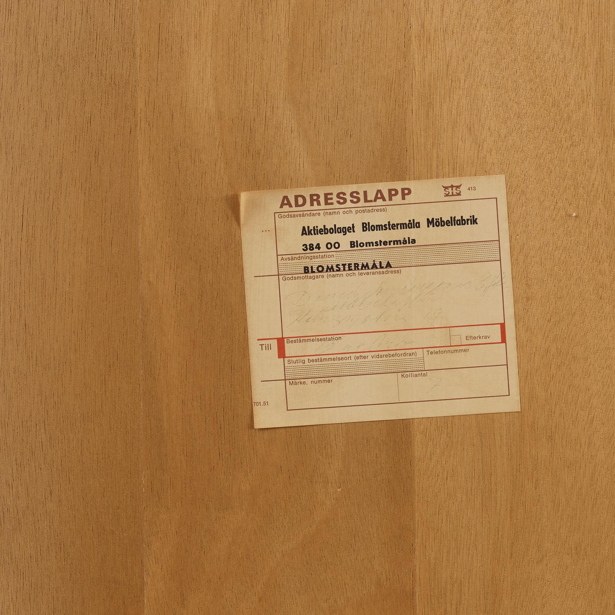 SKÅP, rokokostil, Blomstermåla Möbelfabrik, 1900-talets andra hälft.