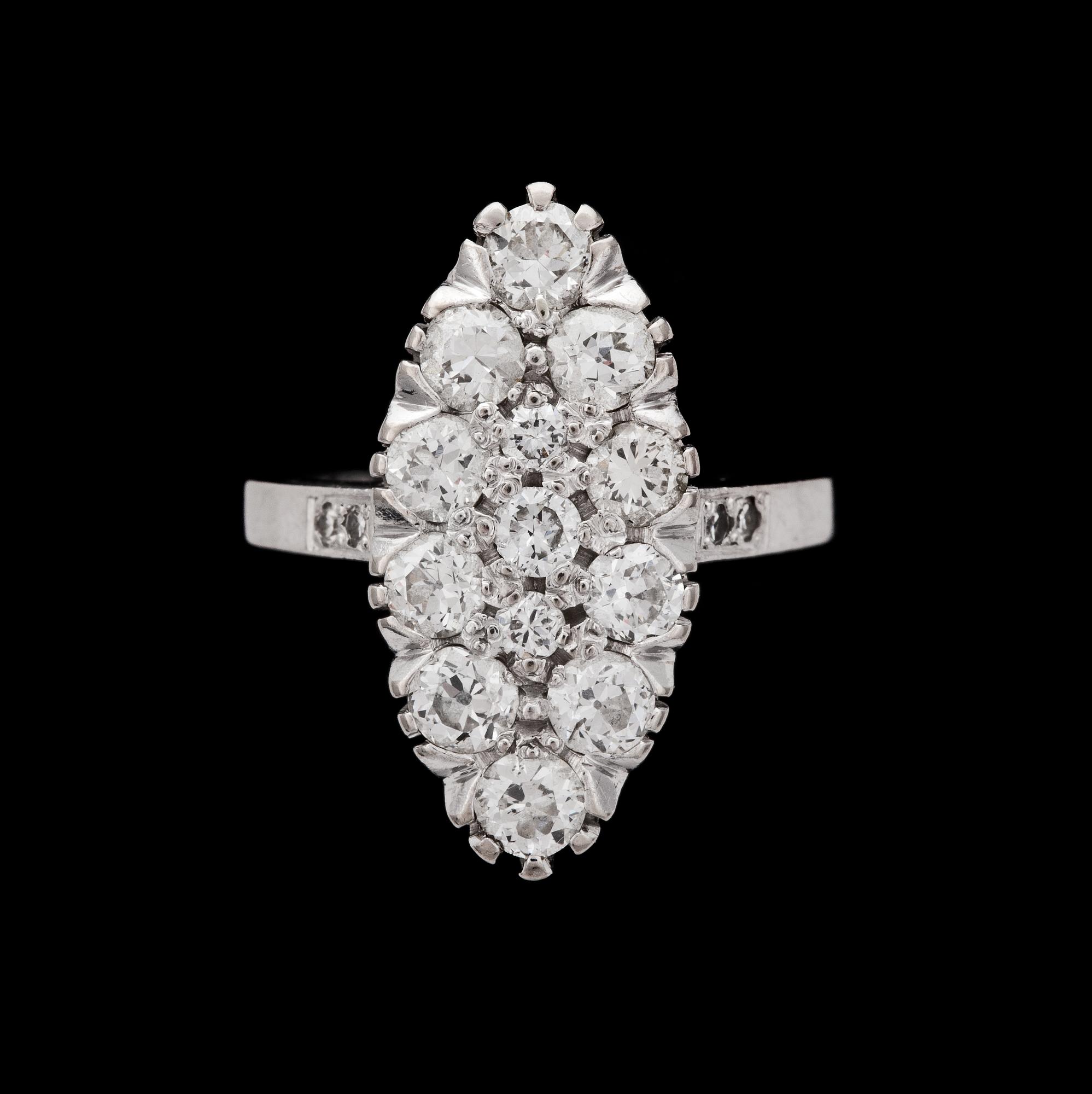 A brilliant cut diamond ring, tot. app 1.30 cts.