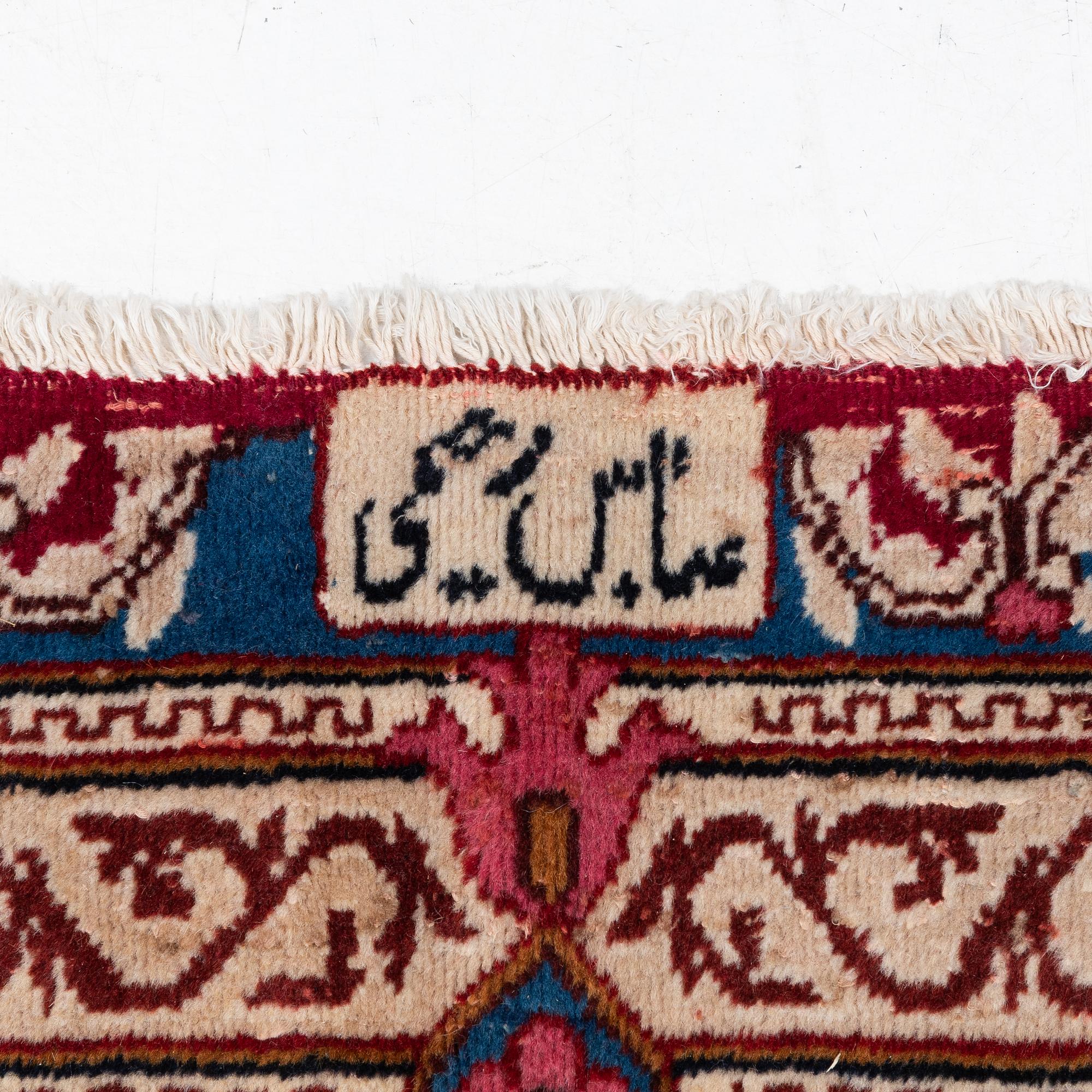 A Yazd carpet, approx. 418 × 297 cm.