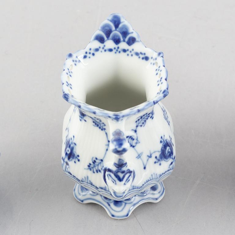 Three 'Blue Fluted Full Lace' / 'Musselmalet' porcelain creamers / jugs, Royal Copenhagen, 20th century.