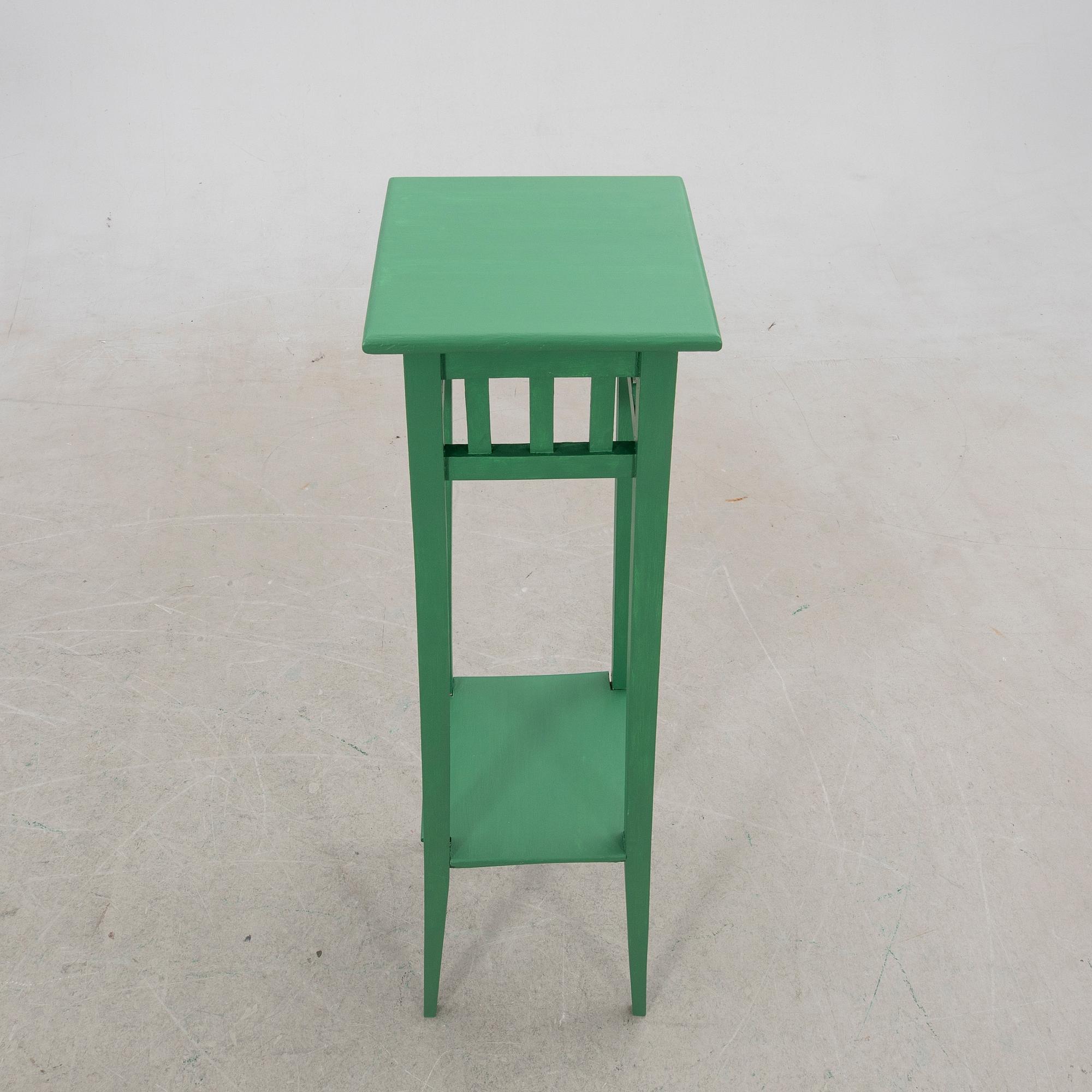 Pedestal, Jugend, early 20th century.