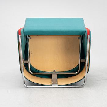 Börge Lindau & Bo Lindekrantz, armchairs, a pair, "Solo M", Lammhults Möbel AB, late 20th century.