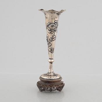 A Chinese silver vase, around 1900.