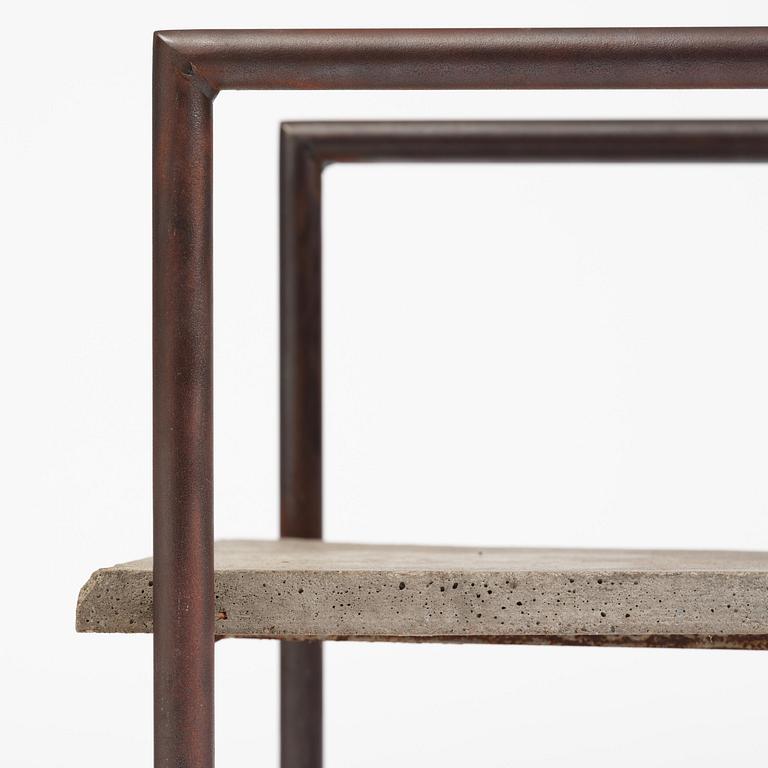 Jonas Bohlin, karmstol, "Concrete", ed. 86/100, Källemo, Värnamo, efter 1981.