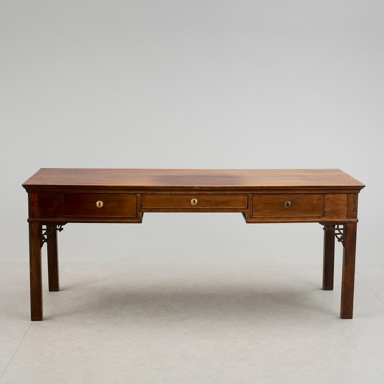 SIDEBOARD, England, omkring år 1900.