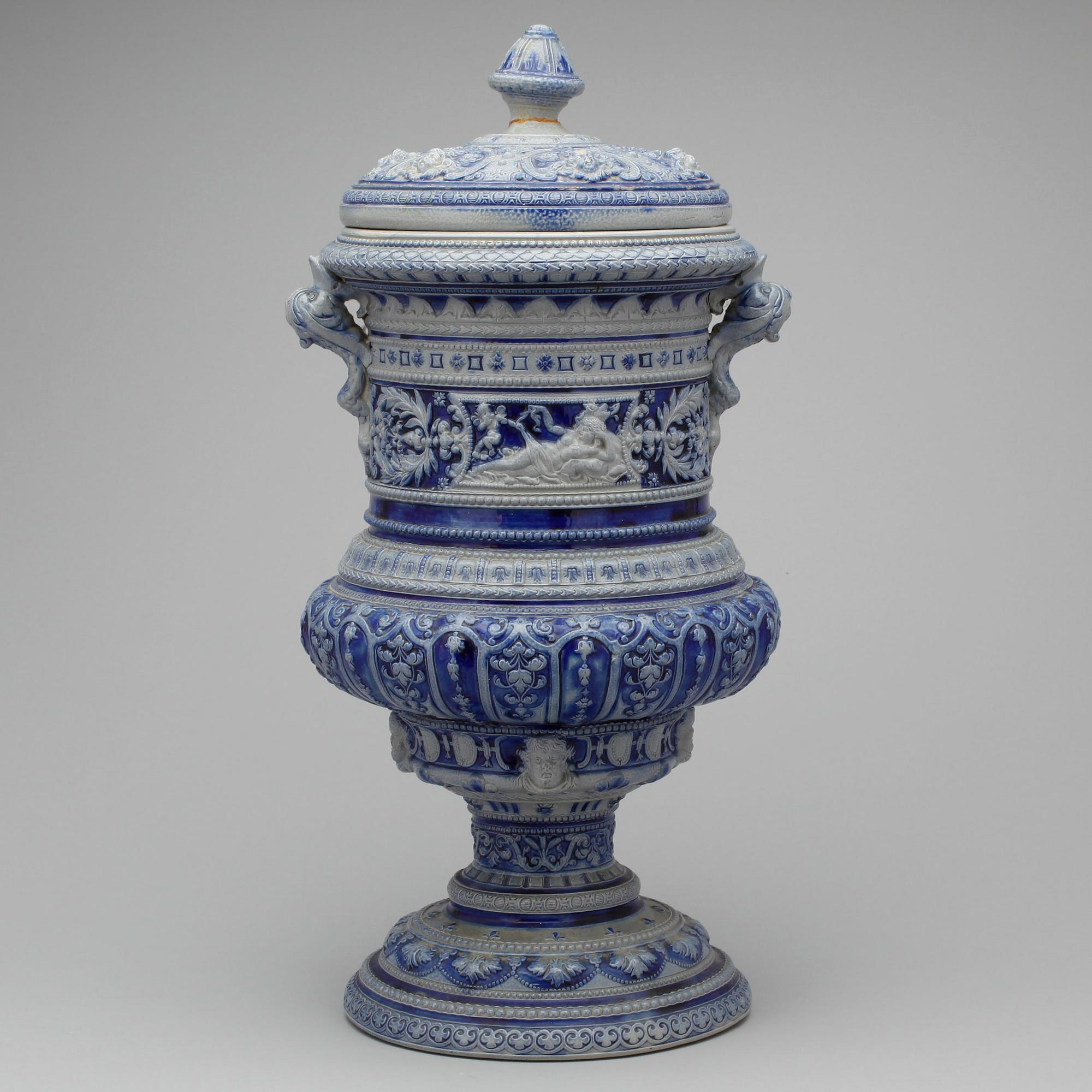 BEHÅLLARE, stengods, nyrenässans, sekelskiftet 1800/1900.