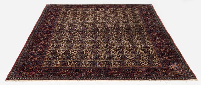 An antique silk Kashan, Central Persia, c. 201 x 130 cm.