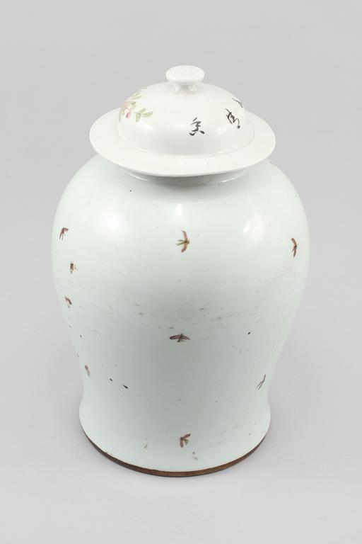 KRUKA med LOCK, porslin, kina, 1800/1900 tal.