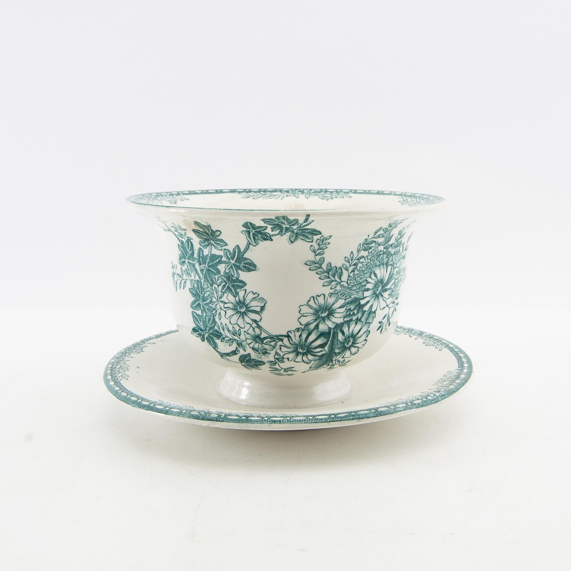 Tureens 2 pcs and sauce boat Gustavsberg/Rörstrand early 20th century.