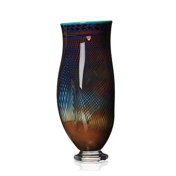 27. Gunnar Cyrén, a 'graal' glass vase, Orrefors, Sweden 1989.