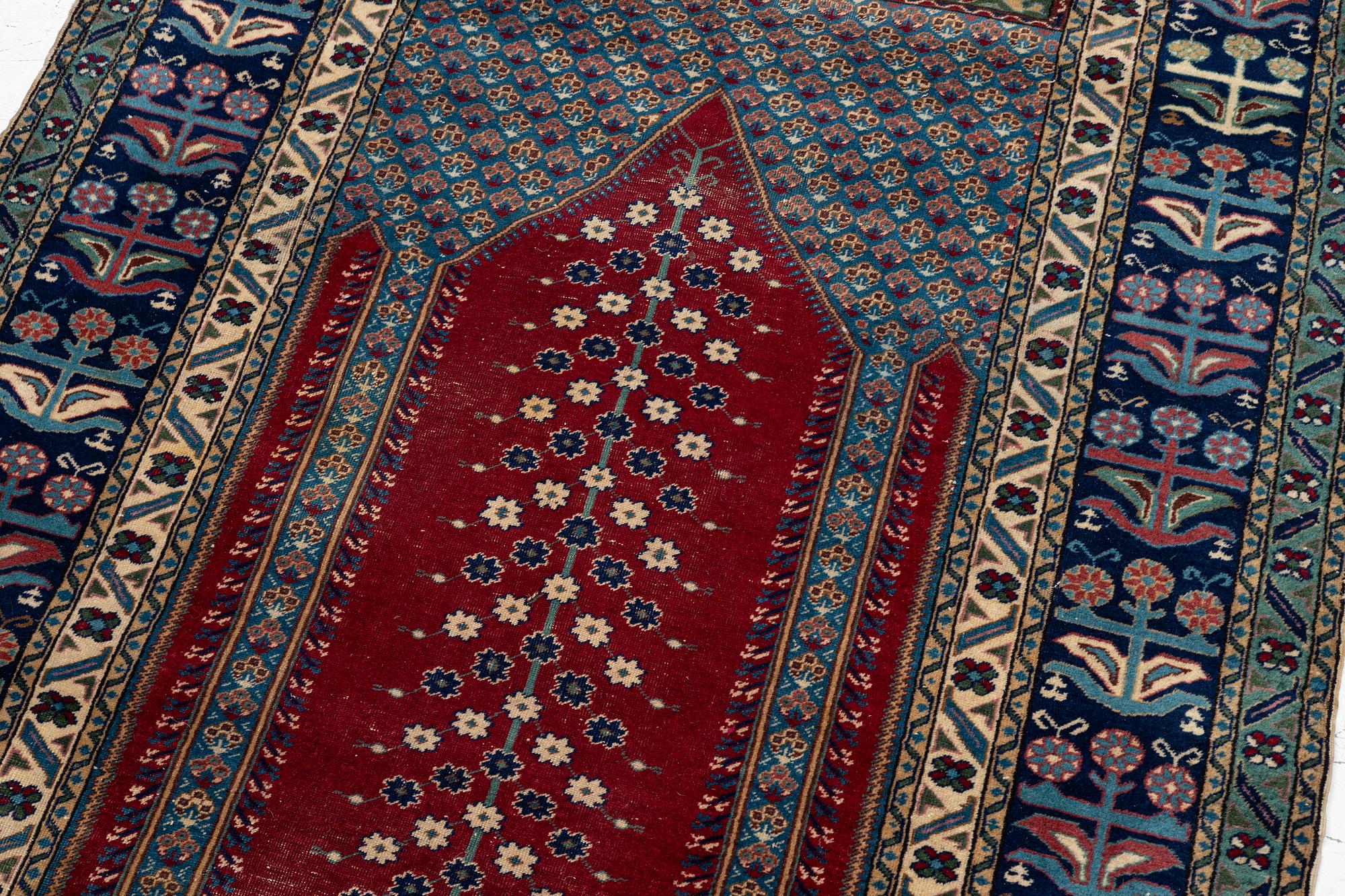 Prayer rug, possibly Kula, approx. 163 x 114 cm.
