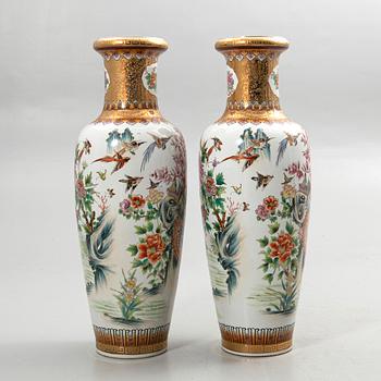 Floor vases, 1 pair, China, 19th/20th century.
