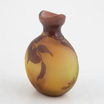 Emile Gallé, a cameo glass vase, Art Nouveau, Nancy, France, around 1900.