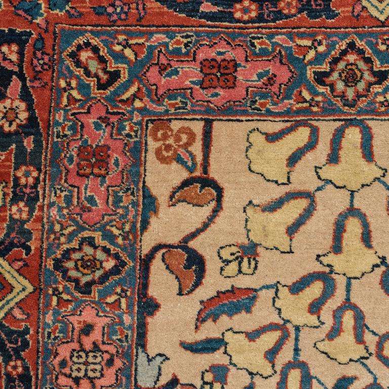 Matto, semi-antique Tabriz Petag, ca 393,5 x 303 cm.