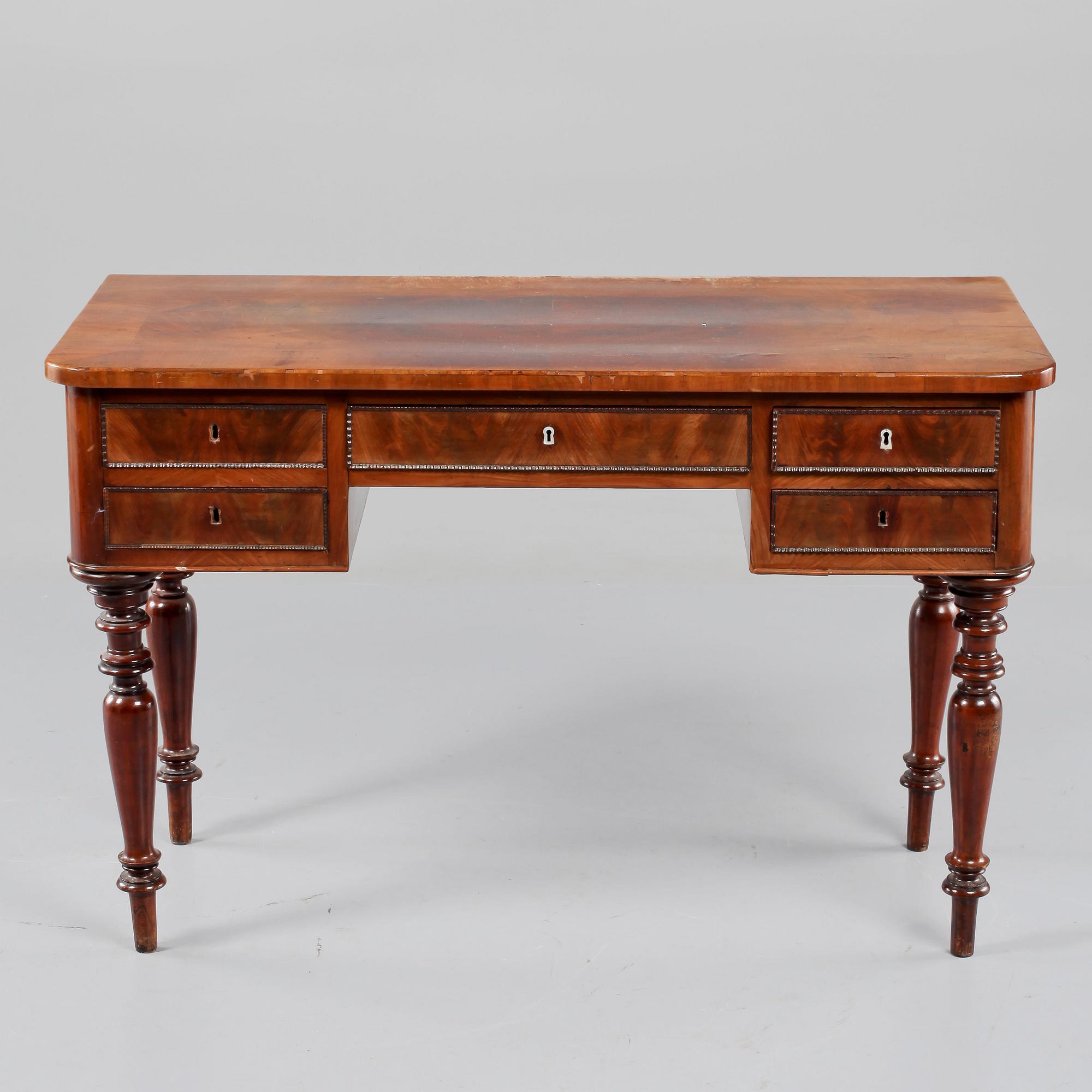 SKRIVBORD, senempire, 1800-talets mitt/andra hälft.