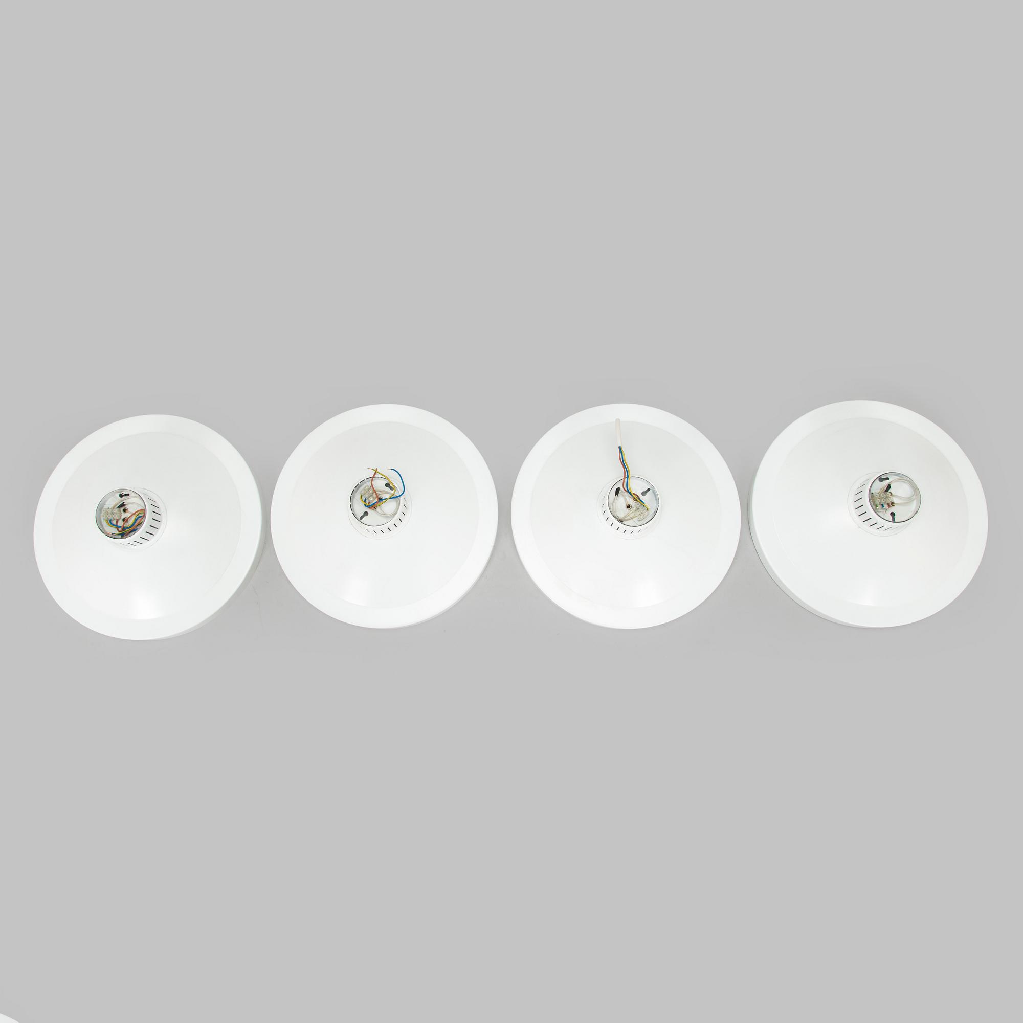 Lisa Johansson-Pape, Kattovalaisin 4kpl, malli 71-149, Orno Stockmann 1960-luku.