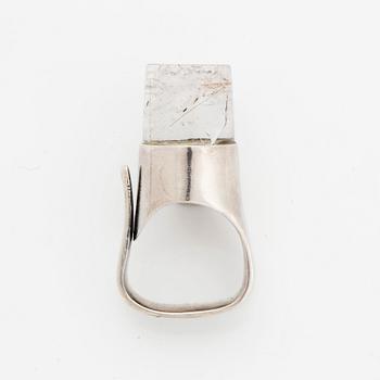 Vivianna Torun Bülow-Hübe, a sterling and qvartz ring, Georg Jensen 1945-77, design nr 151.