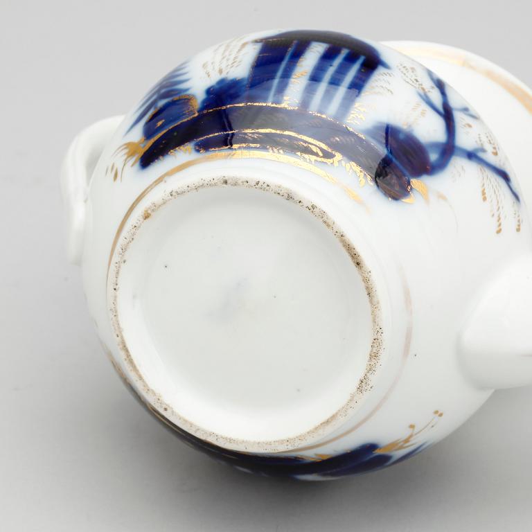 TEKANNA, porslin, empire, 1800-talets första hälft.