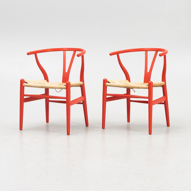 Hans J. Wegner, six model CH-24 chairs, Carl Hansen & Son, Denmark, end of the 20th century.