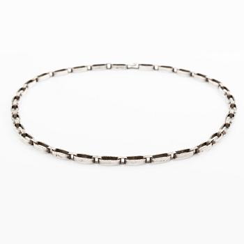 Collier, silver, Kå-Ce Guldsmedja, Stockholm 2005.