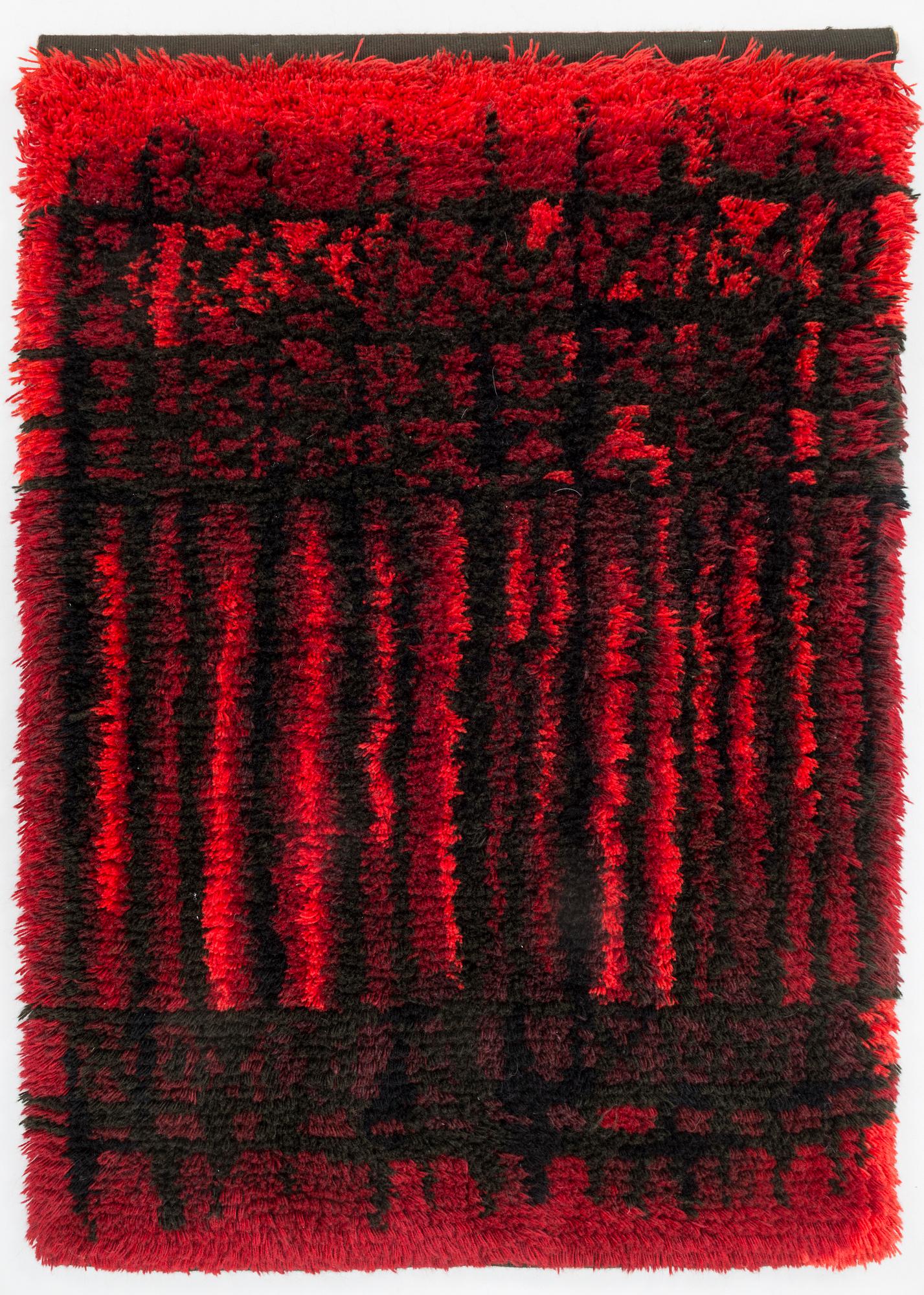 KIRSTI ILVESSALO, a Finnish long pile rug. Circa 130x90 cm.