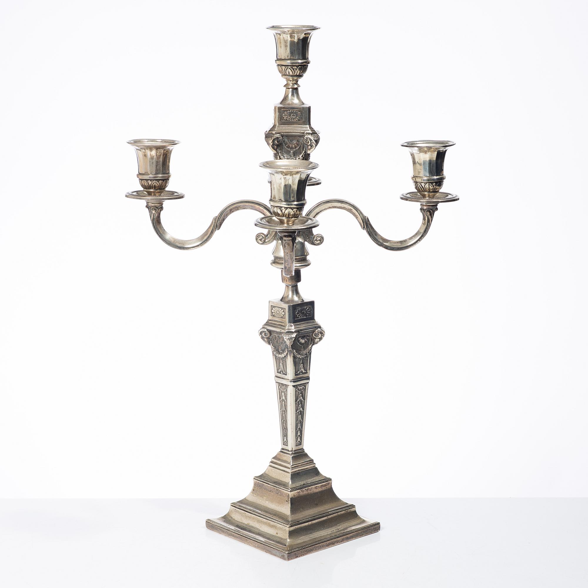 Lale Silverware & Co Ltd, kandelaber, silver, Louis XVI-stil, Istanbul, Turkiet 1900-tal.