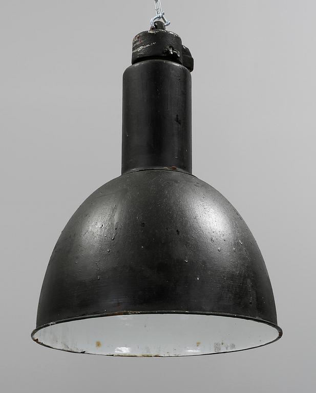 TAKLAMPA, industri, 1900-tal.