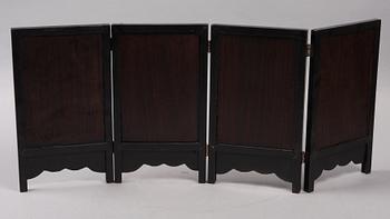 VIKSKÄRM, Kina. 1900-tal.