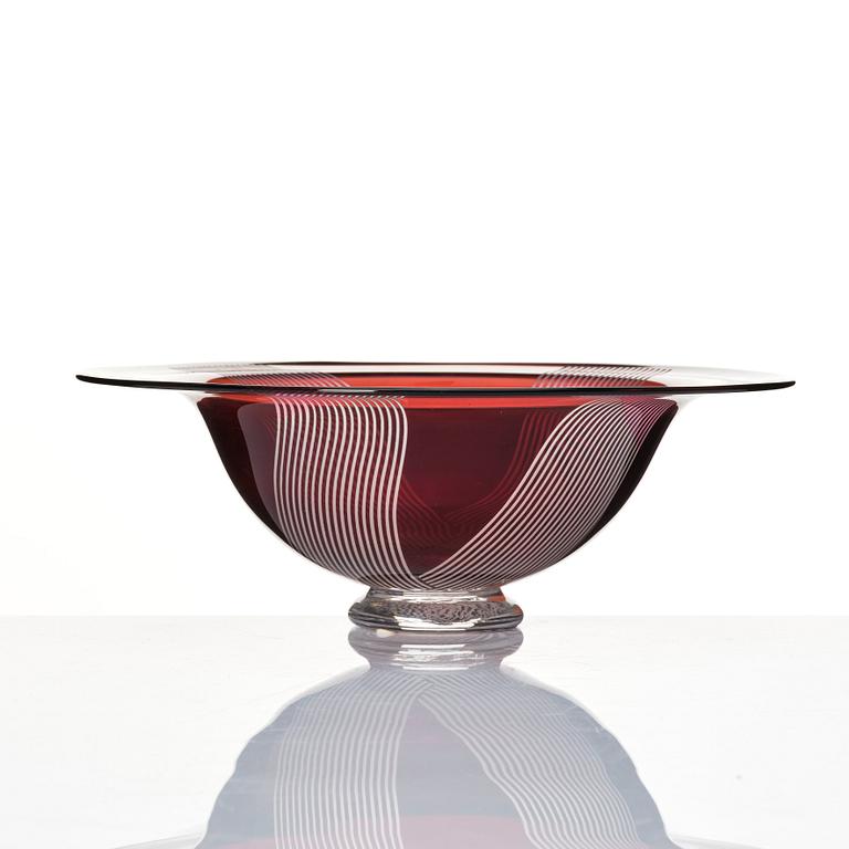 Klas-Göran Tinbäck, a burgundy coloured glass bowl, Sweden 1987, blown by Wilke Adolfsson.
