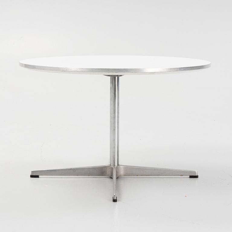 Arne Jacobsen, Bruno Mathsson & Piet Hein, soffbord, modell "A222", Fritz Hansen, Danmark 1988.