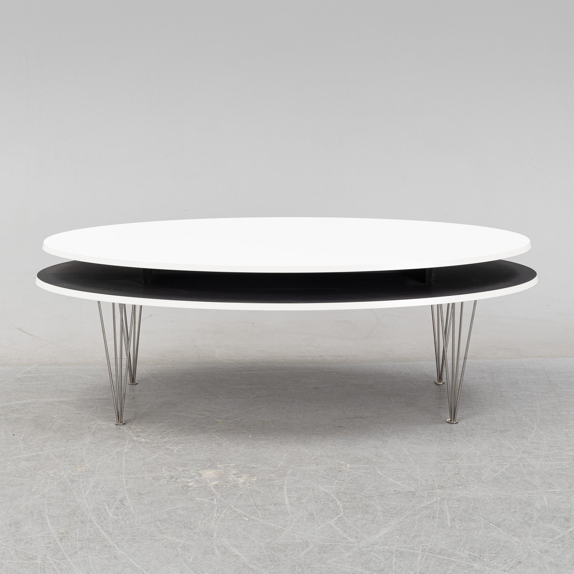 A coffee table, late 20th Century / 21st Century.