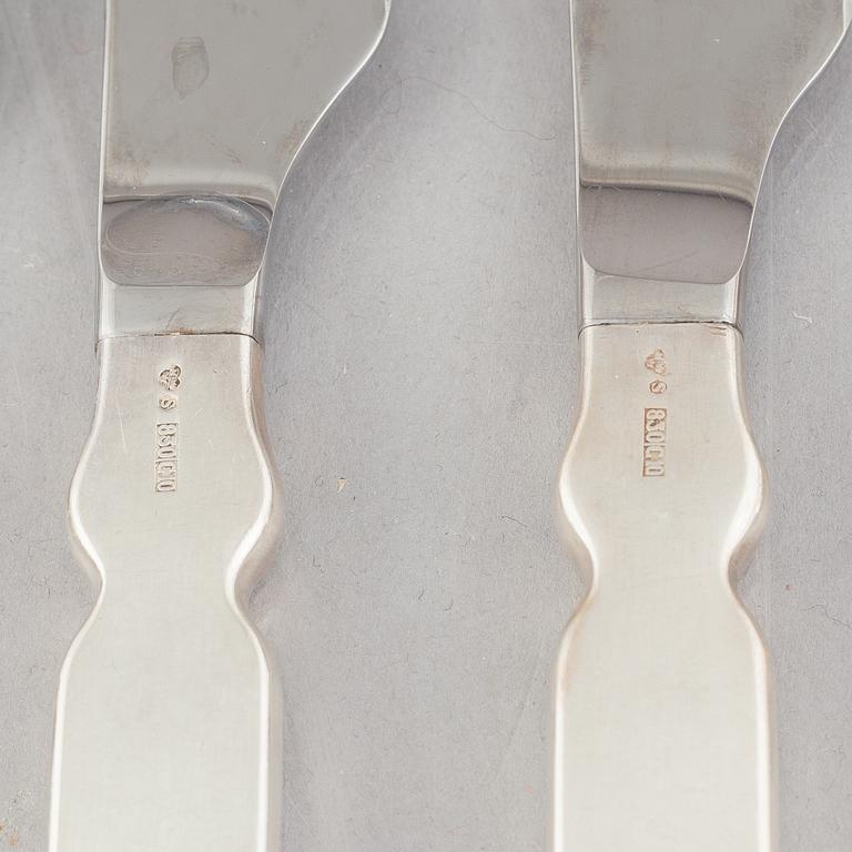 Sigurd Persson, a set of eight Swedish silver knives, model 'Sjösala', mark of GAB, Eskilstuna 1977.