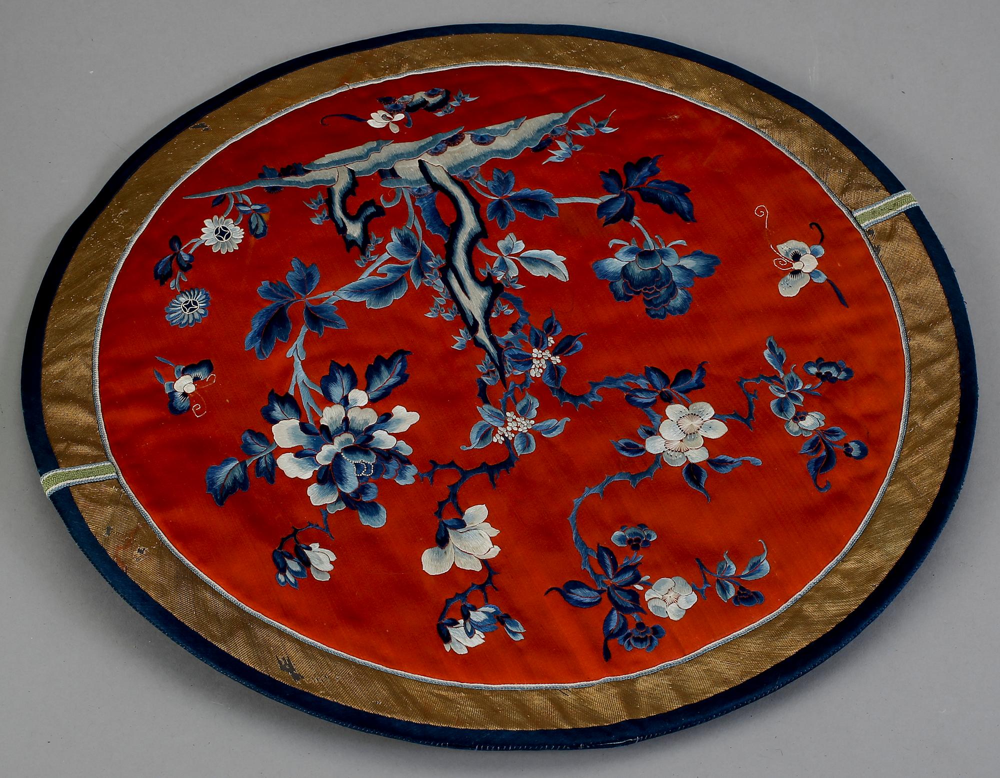 PARTI, textilier. Kina/Japan, 1900-talets första hälft.