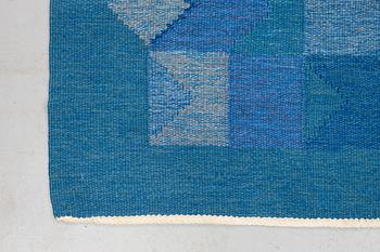 Brita Grahn, a carpet, "Blåvinge", flat weave, ca 282 x 202,5 cm, signed Brita Grahn.