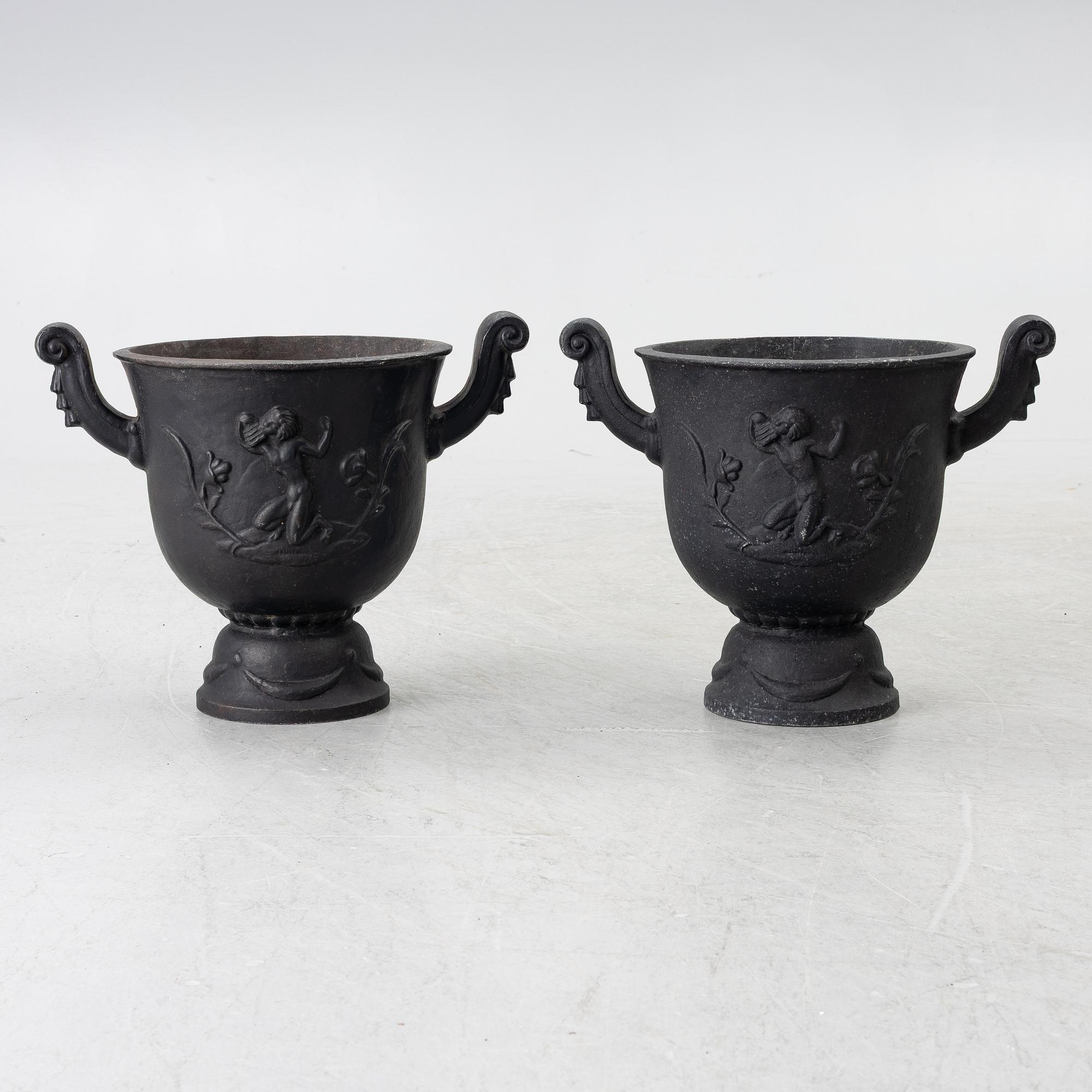 Ivar Johnsson, A pair of "Faun urns", Näfveqvarn's factory.