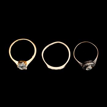 RINGAR, 3 st, 18 k guld, med vita stenar och markasiter. Total vikt ca 6 gram.