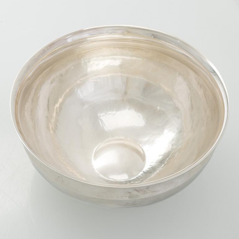 Tapio Wirkkala, a 'TW 341' silver bowl, Kultakeskus, Hämenlinna 1965.
