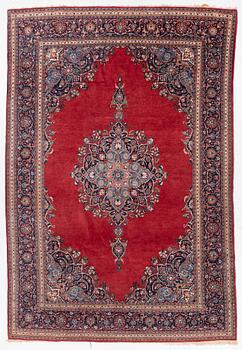 Semi-antique Keshan carpet, approx. 319 x 216 cm.