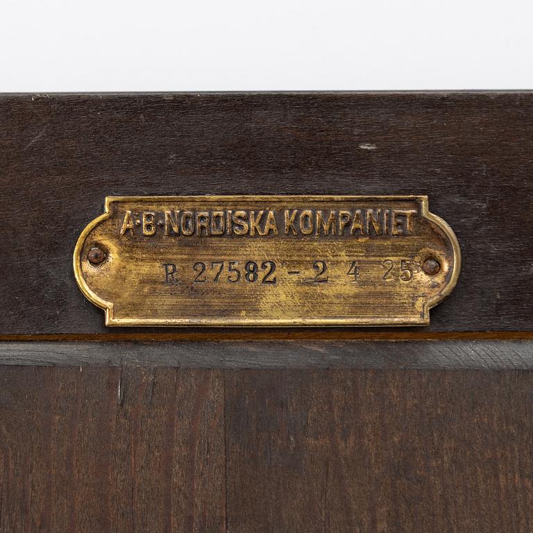 Nordiska Kompaniet, spegel med taburett, "Harding", 1920-tal.