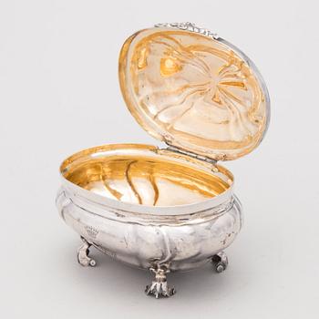 A BALTIC SILVER SUGAR BOX, Tallinn/Reval, Daniel Lundgren (1771-1783).