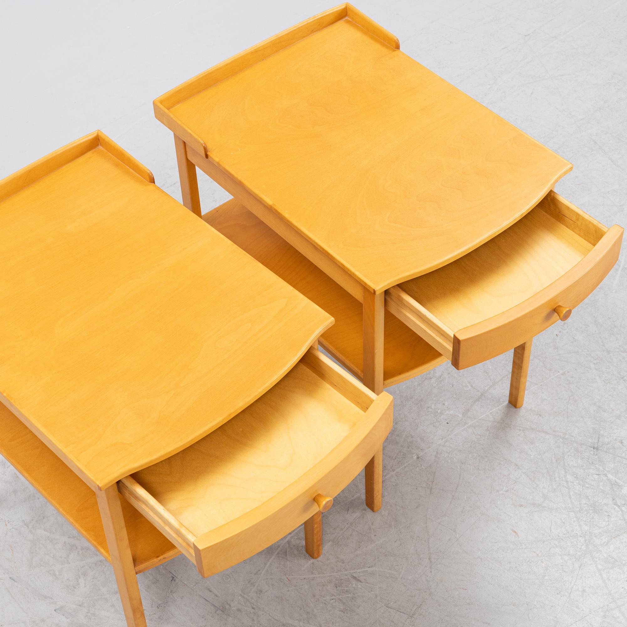 Carl Malmsten, a pair of birch bedside tables, model 'Birgitta'.